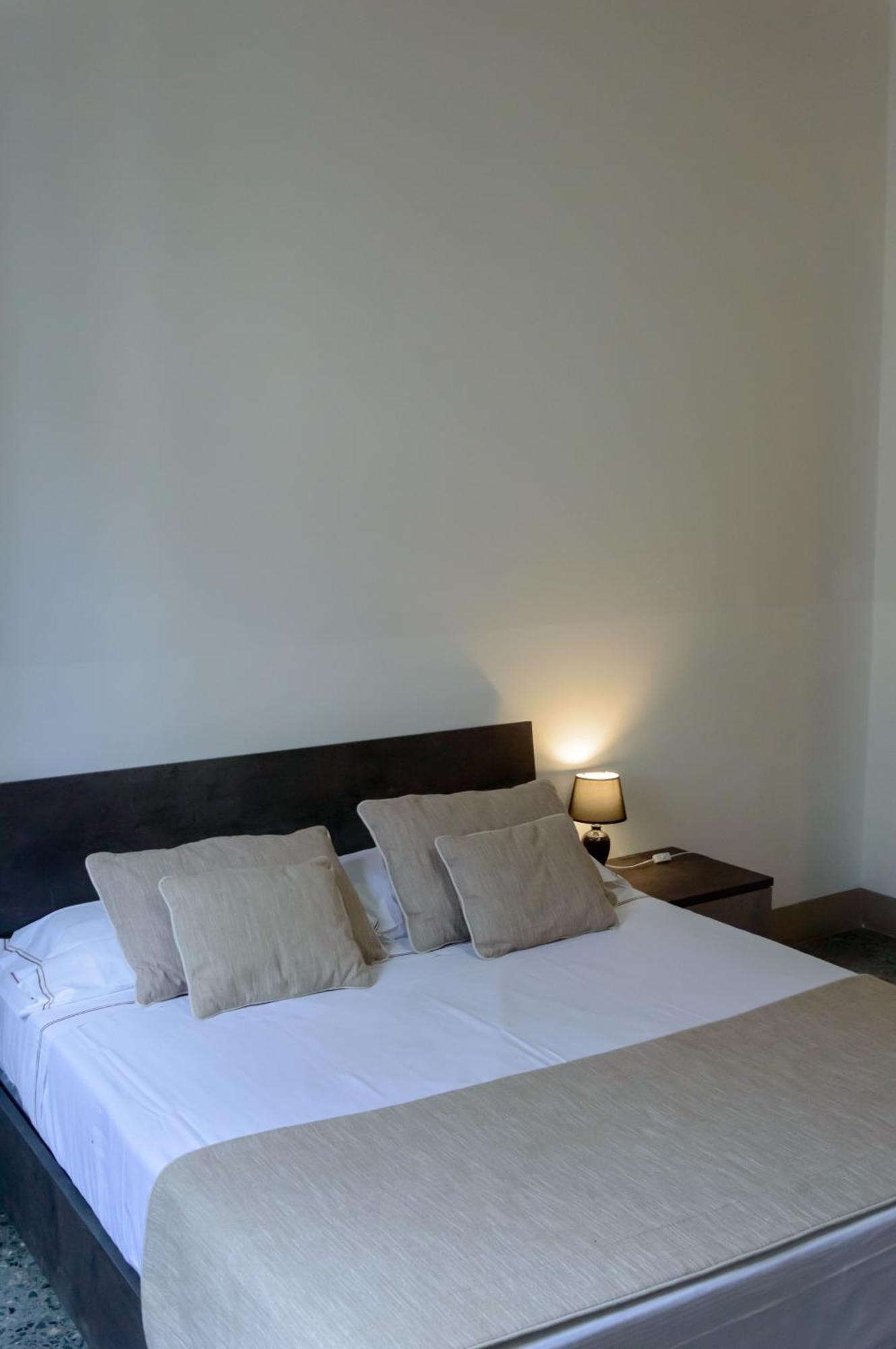 Homelink Firenze - Charlotte Экстерьер фото